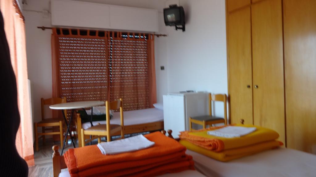 Paradies Ano Polidhendrion Room photo
