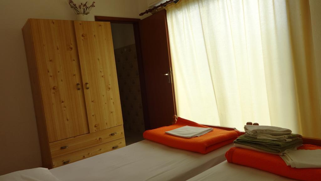 Paradies Ano Polidhendrion Room photo